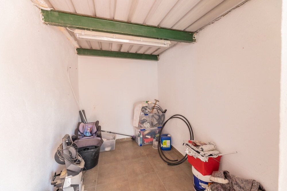 Property 2443 - Image 19